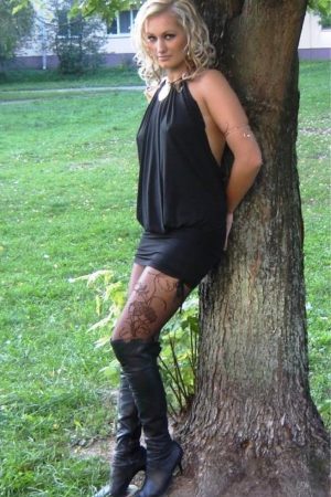 Créteil, randonue, ça vous dit ? Nadia - rencontre-Naturiste-Créteil