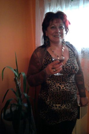 Midi ensoleillé pour deux… Livia - rencontre-Cougar-Sarcelles