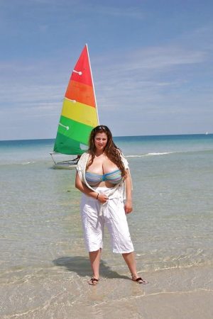 Envie de me vider la tête à Brive ! Juliane - rencontre-Milf-Brive-la-Gaillarde