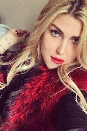 Retour de vacances, envie d’un moment simple Léa - rencontre-Milf-Massy