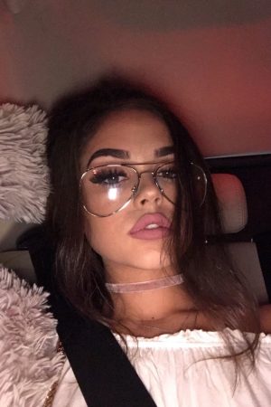 Trentenaire seule en août 🌞 Sofia - rencontre-Milf-Évry-Courcouronnes