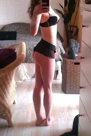 Envie d’une aventure ce soir Jade - rencontre-Teen-Troyes