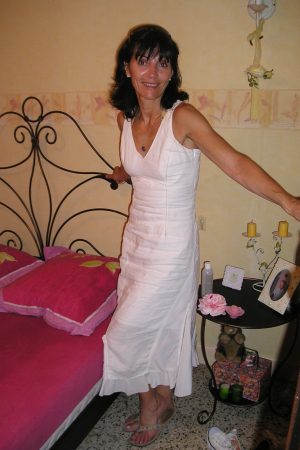 Piqûre de plaisir après la douche Laura - rencontre-Cougar-Aix-les-Bains