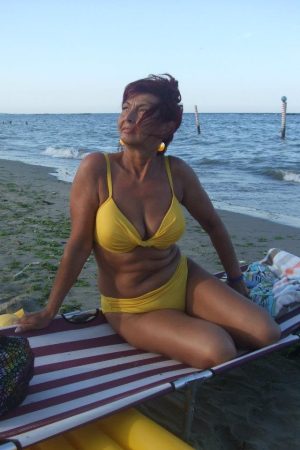 Tu veux te chauffer ? Geneviève - rencontre-Cougar-Carpentras