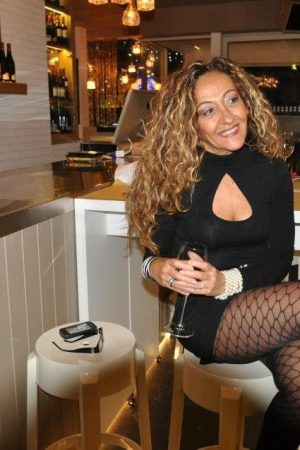 Michelle - rencontre-Cougar-Rochefort