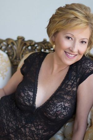 Mélina - rencontre-MILF-Toulon
