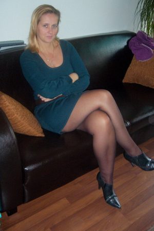 Amoureuse des chaussons au fromage Nadine - rencontre-Cougar-Chaumont
