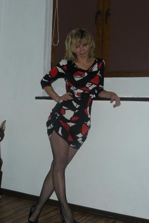 Envie de légèreté entre nudistes montpelliérains Chloé - rencontre-Cougar-Montpellier