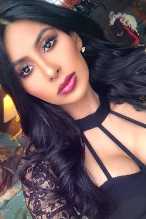 Trop de fringues Soraya - rencontre-Teen-Lisieux